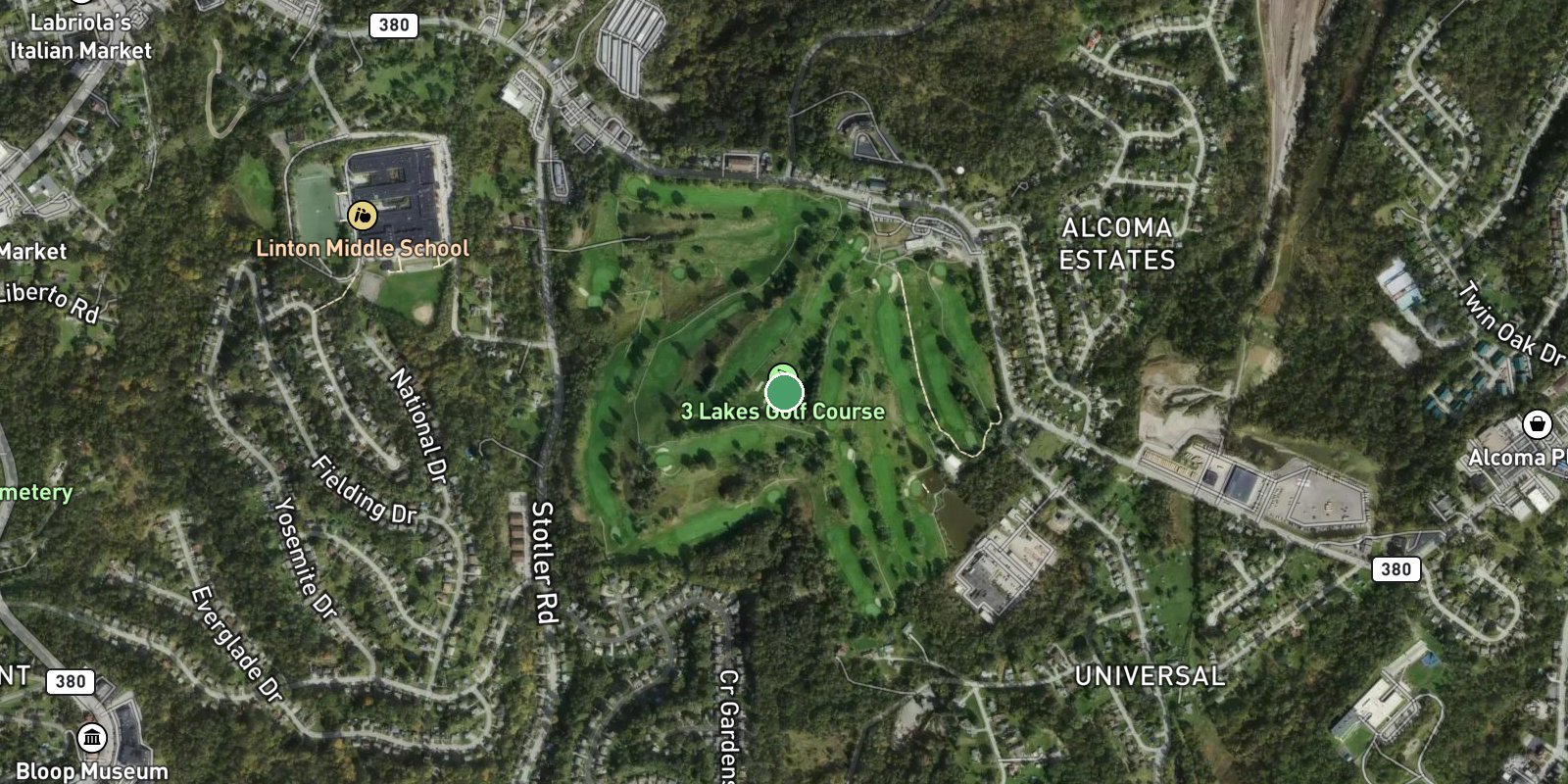 3 Lakes Golf Course