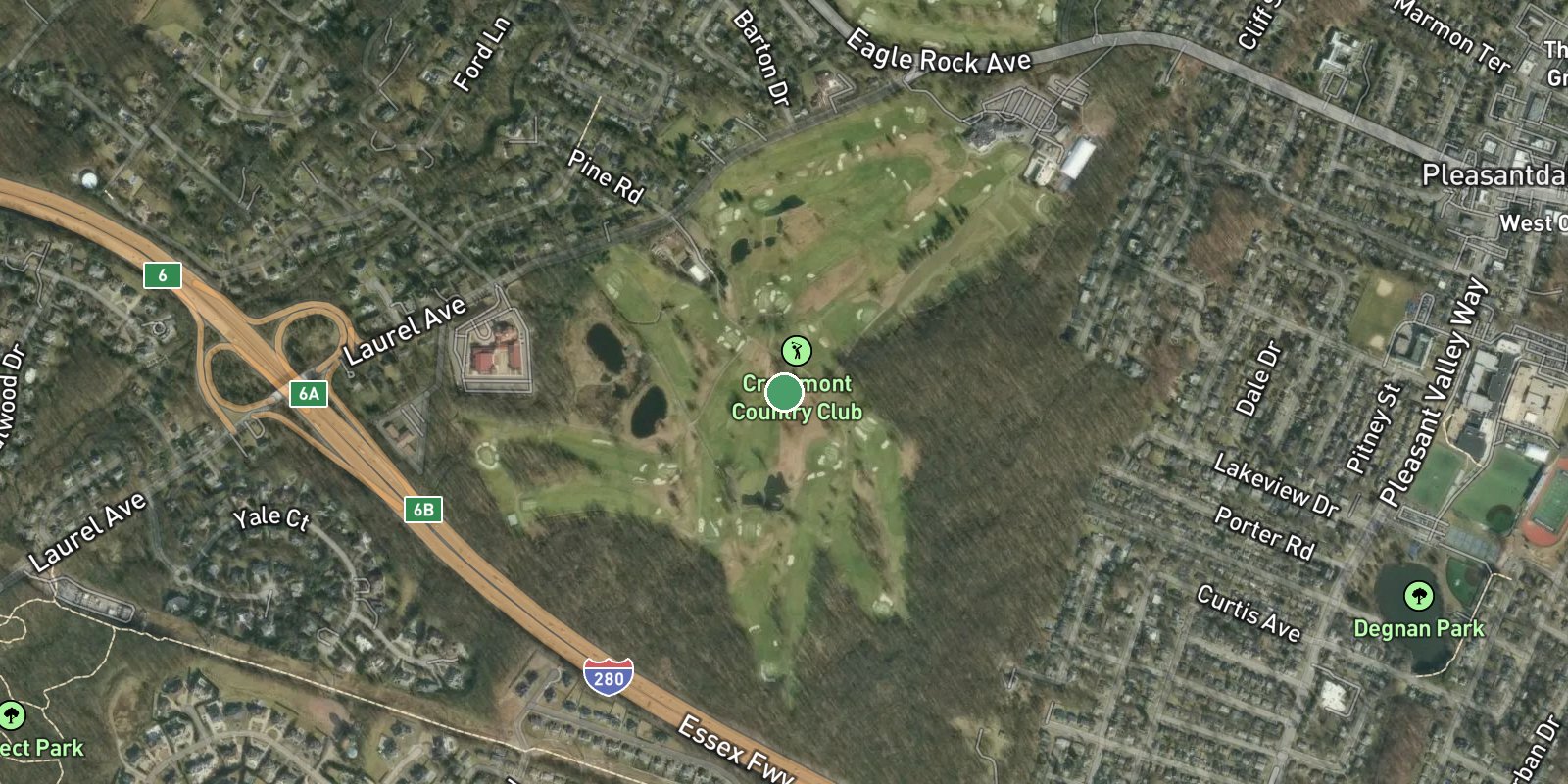 Crestmont Country Club
